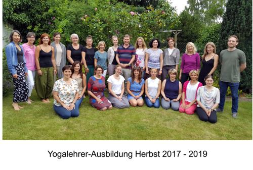 Yogalehrer-AusbildungH2017-500.jpg
